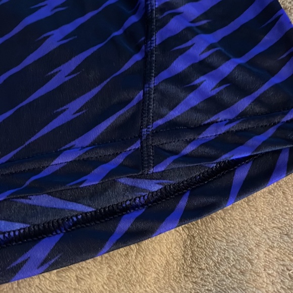 Brand new with tags Climafit UMichigan Official c
Collegiate GoBlue - Picture 7 of 9